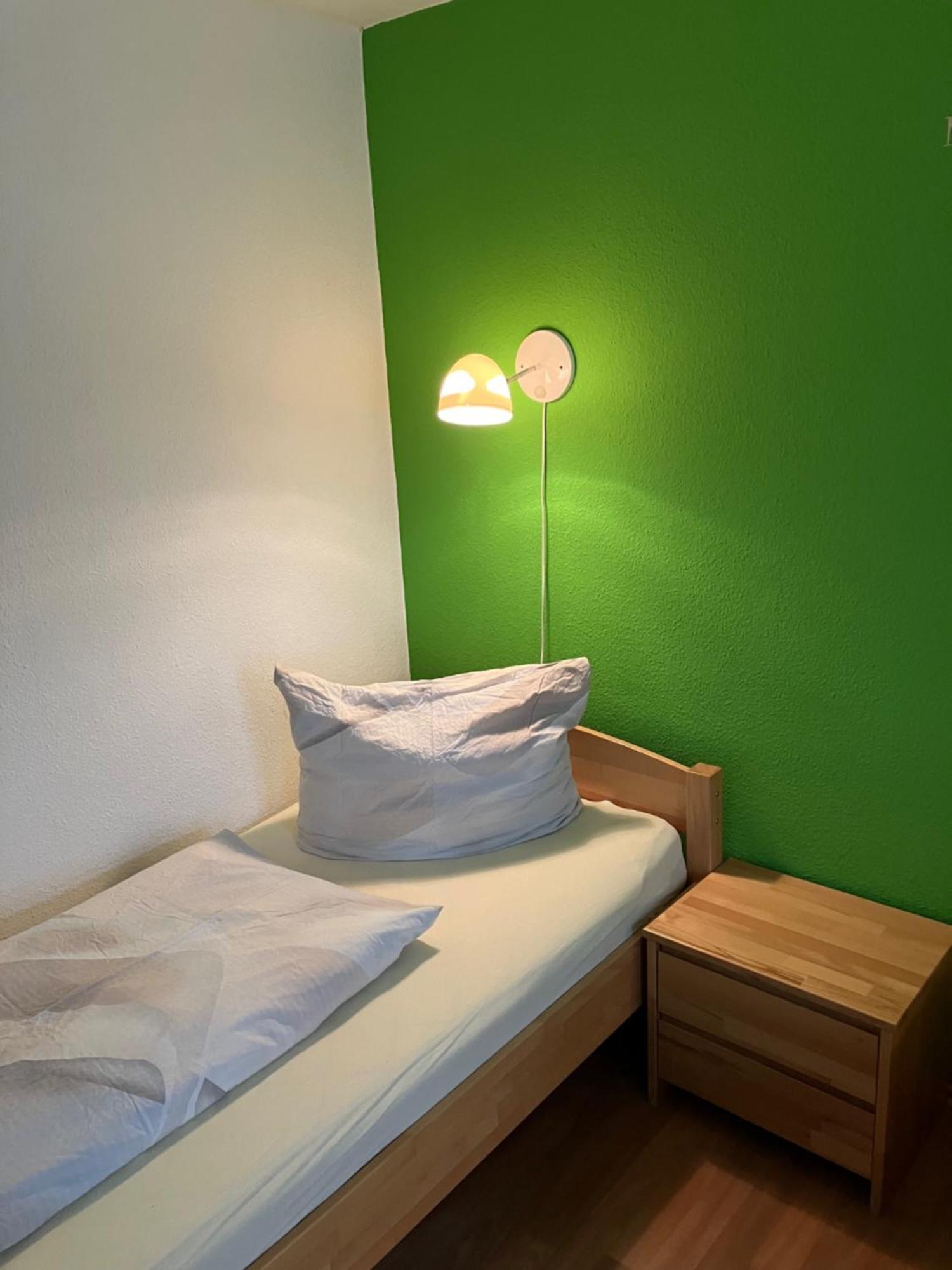 Ferienwohnung Morgensonne Am Kurpark Bad Berka - Parkplatz - Spielplatz - Wlan - 2 Schlafzimmer Zewnętrze zdjęcie