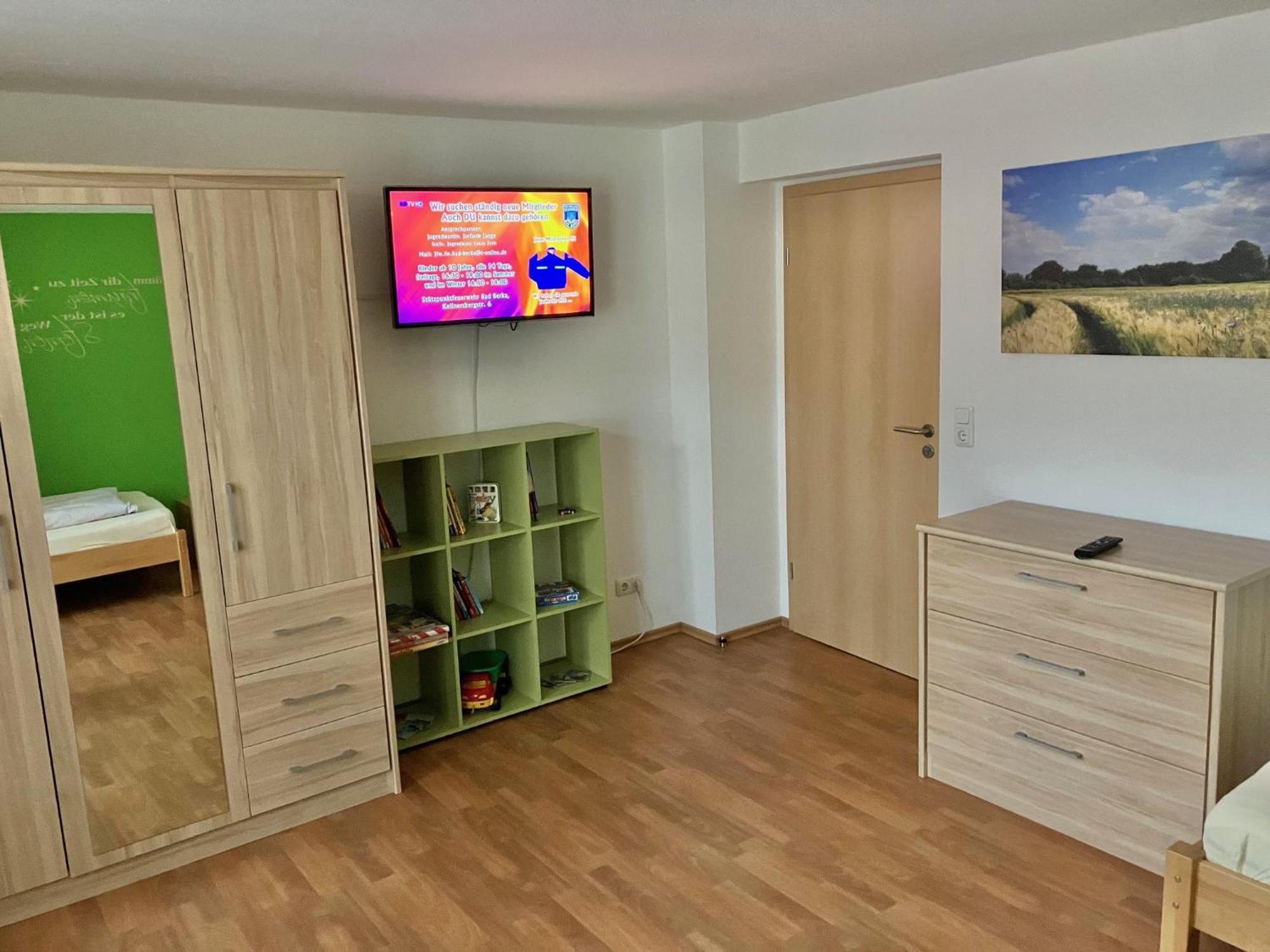 Ferienwohnung Morgensonne Am Kurpark Bad Berka - Parkplatz - Spielplatz - Wlan - 2 Schlafzimmer Zewnętrze zdjęcie