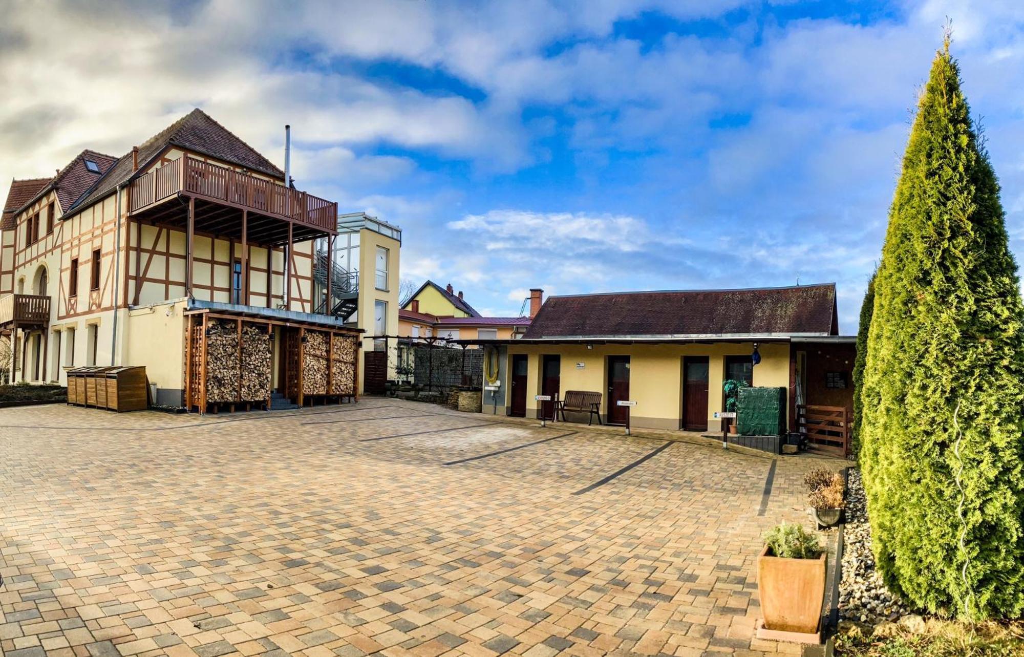 Ferienwohnung Morgensonne Am Kurpark Bad Berka - Parkplatz - Spielplatz - Wlan - 2 Schlafzimmer Zewnętrze zdjęcie