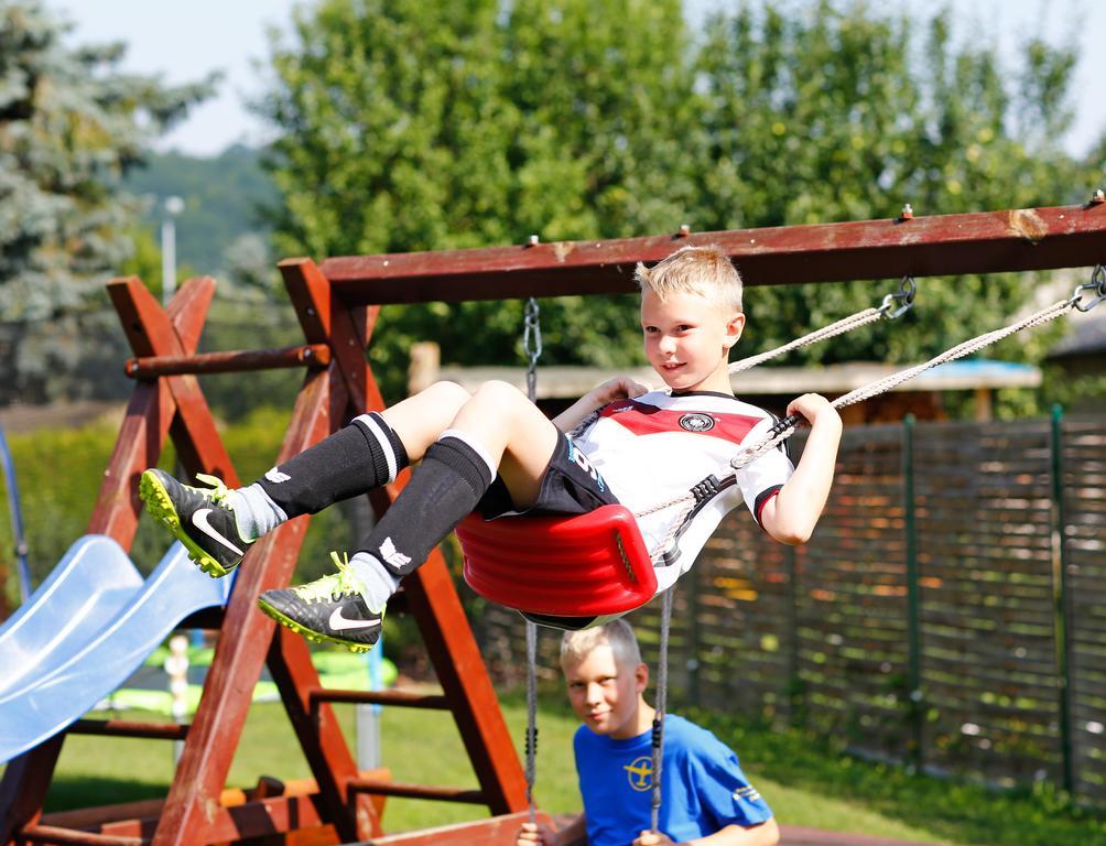Ferienwohnung Morgensonne Am Kurpark Bad Berka - Parkplatz - Spielplatz - Wlan - 2 Schlafzimmer Pokój zdjęcie